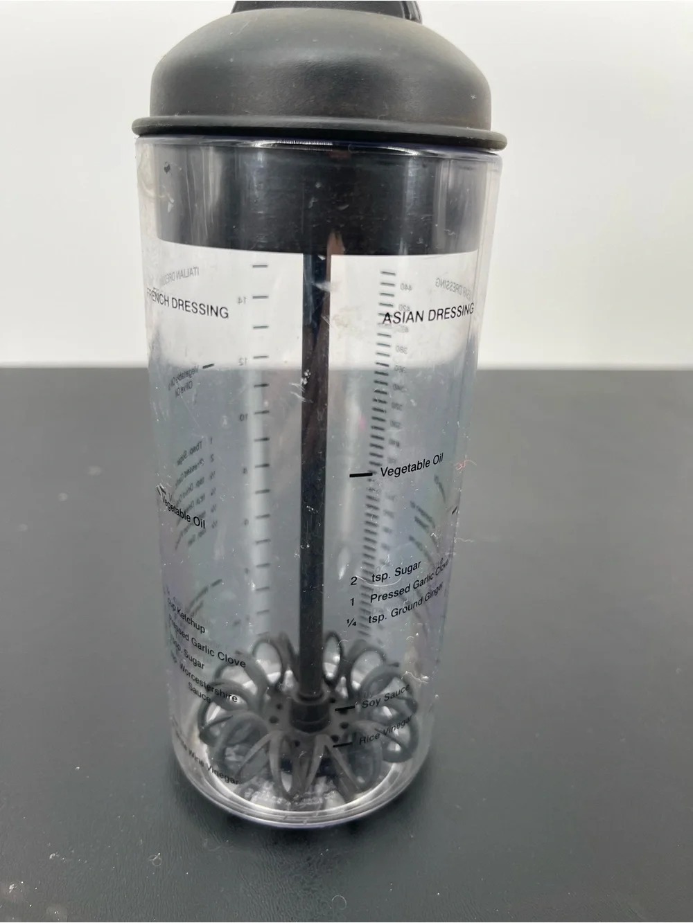 Pampered Chef Mixing Bottle with Built-In Whisk